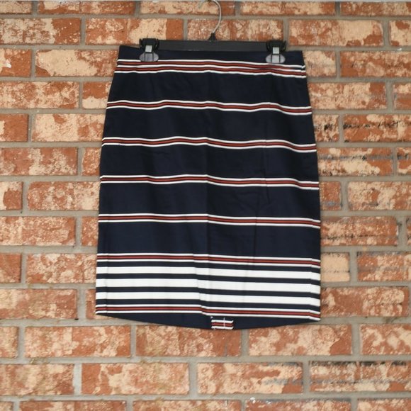 J. Crew The Pencil Skirt NWT - Picture 2 of 5